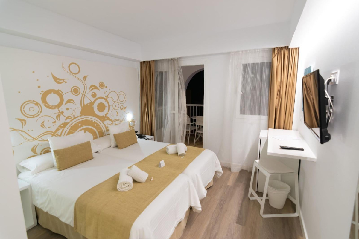 R2 Bahia Cala Ratjada Design Hotel - Adults Only