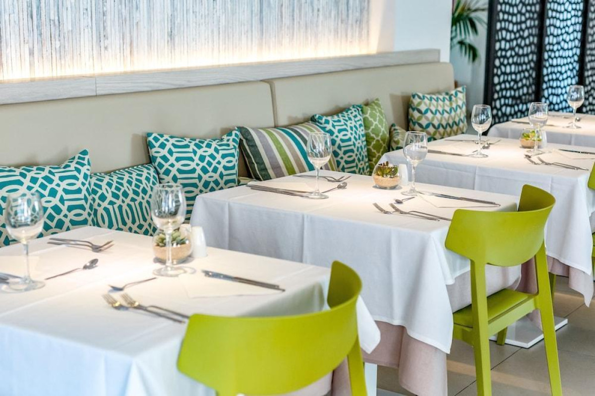 R2 Bahia Cala Ratjada Design Hotel - Adults Only