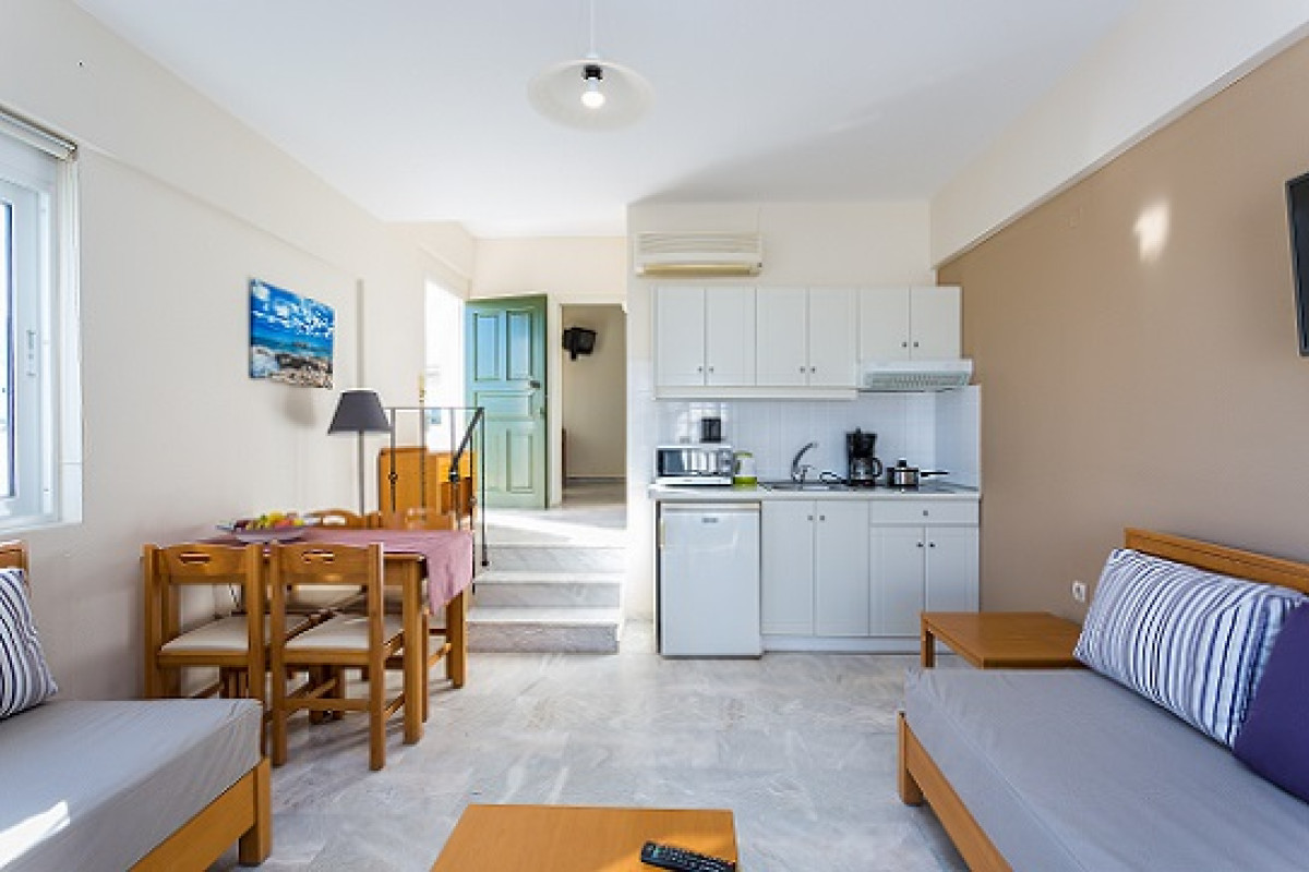 Radamanthys Hotel