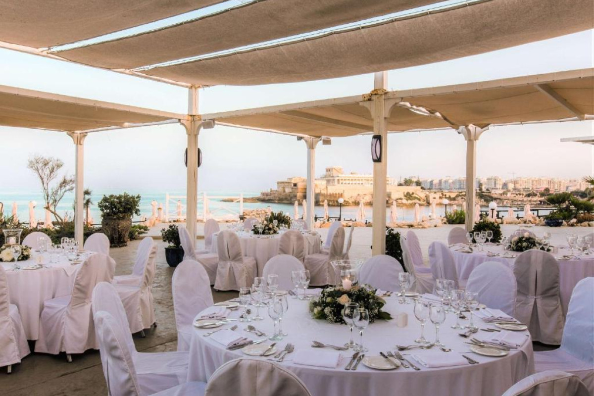 Radisson Blu St. Julian's Resort