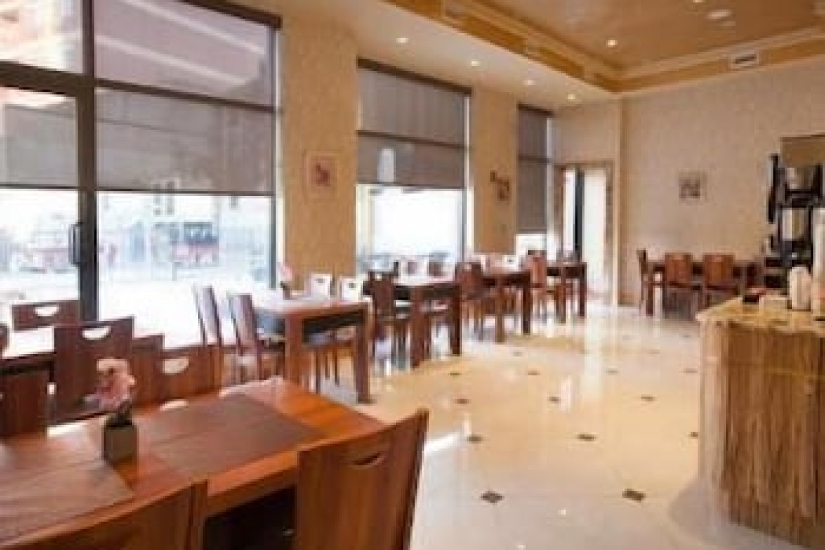 RAMADA BY WYNDHAM FLUSHING QUEENS