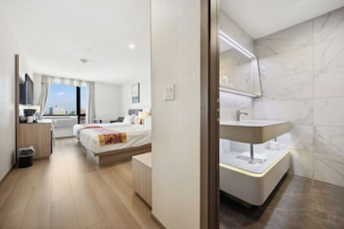 RAMADA BY WYNDHAM FLUSHING QUEENS