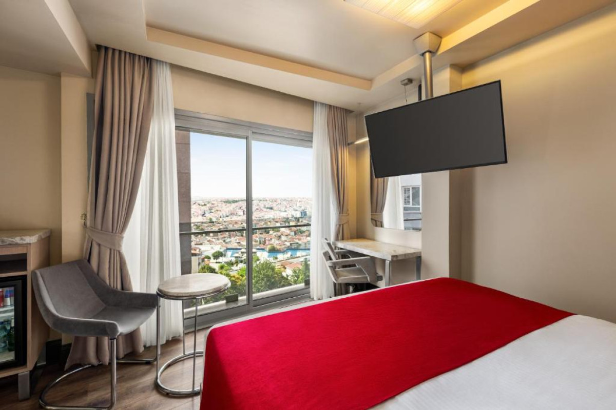 Hotel Ramada By Wyndham Istanbul Pera Taksim