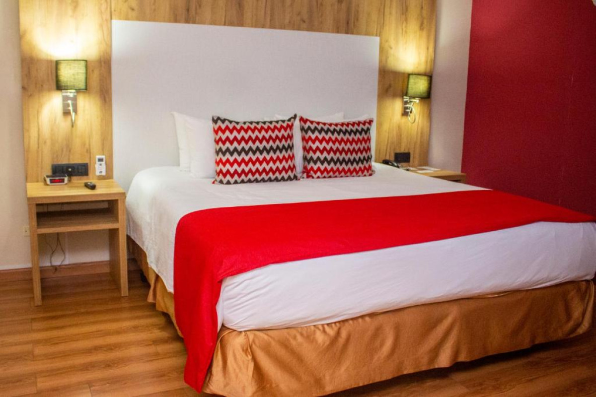 Ramada by Wyndham Panama Via Argentina