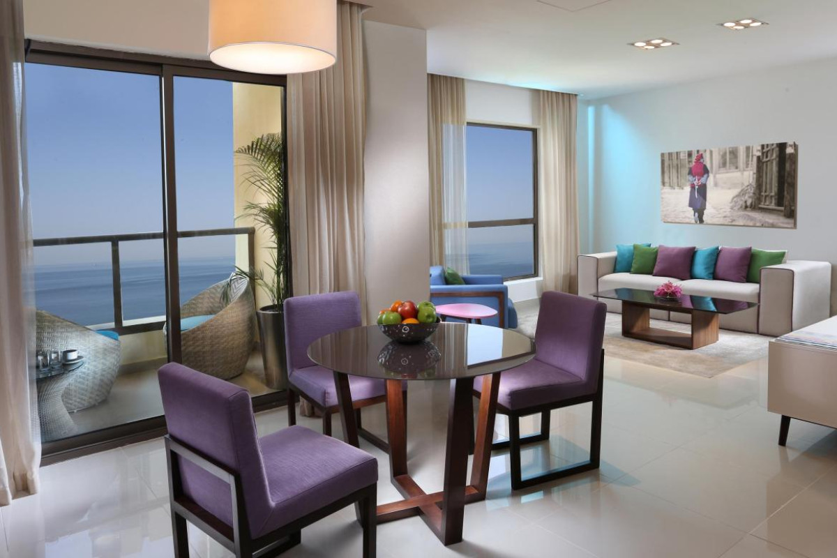 RAMADA HOTEL AND SUITES BY WYNDHAM DUBAI JBR