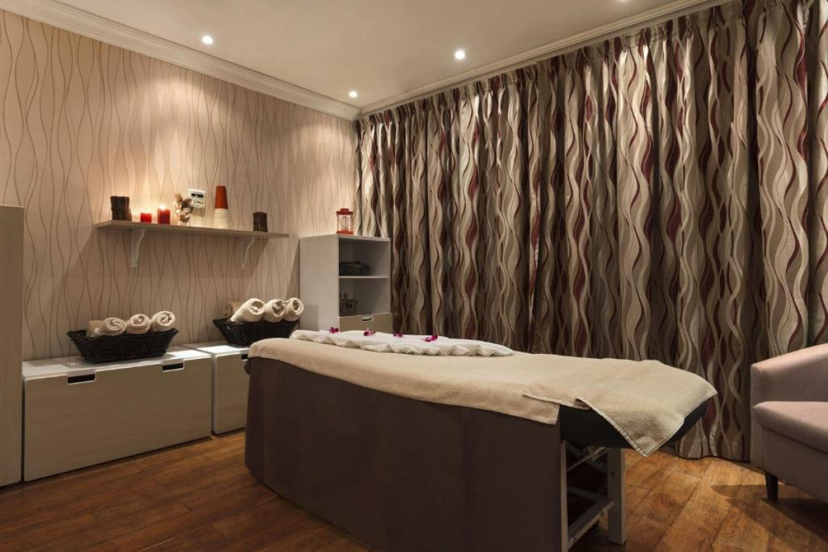 Ramada Hotel & Suites by Wyndham Ajman