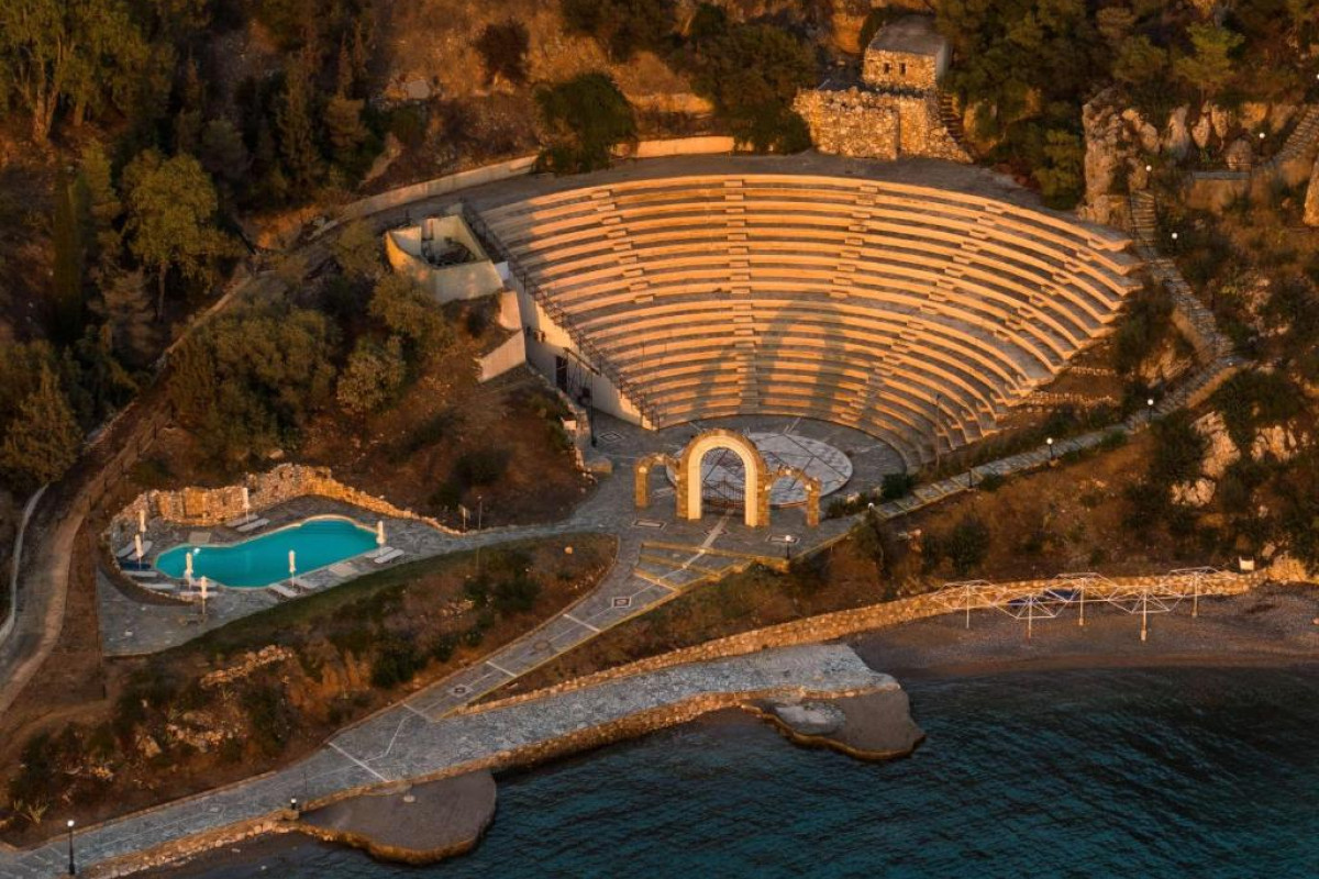 Ramada Loutraki Poseidon Resort