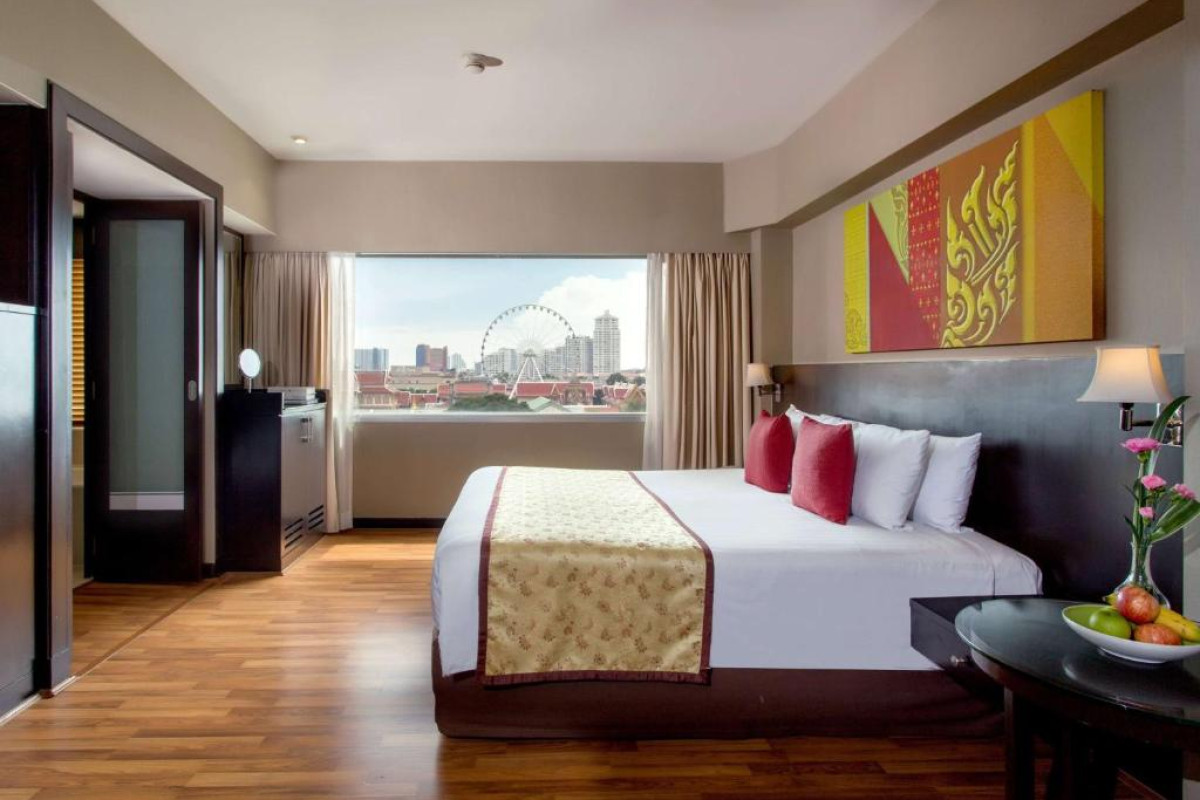 Ramada Plaza by Wyndham Bangkok Menam Riverside
