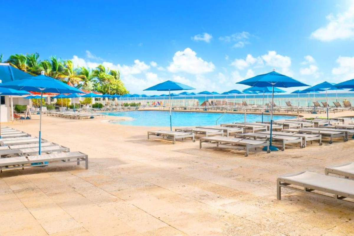 Ramada Plaza Marco Polo Beach Resort