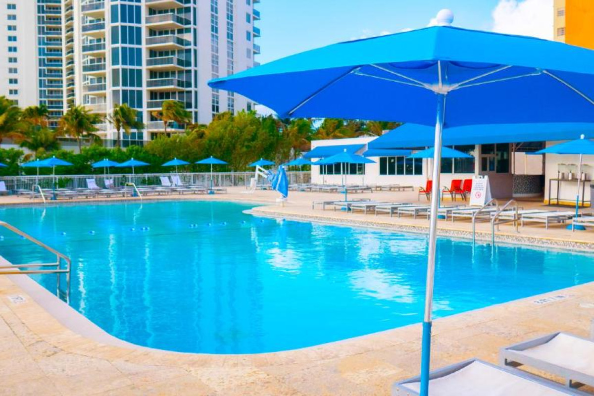 Ramada Plaza Marco Polo Beach Resort