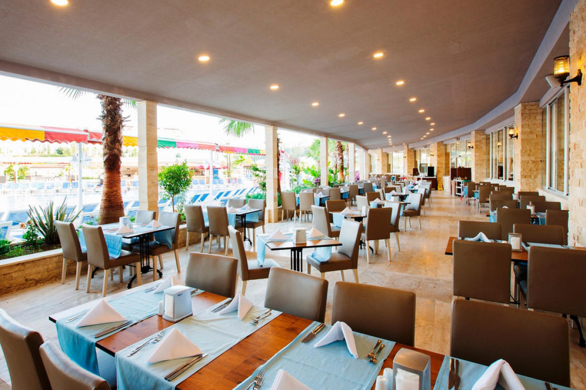 RAMADA RESORT BY WYNDHAM SIDE