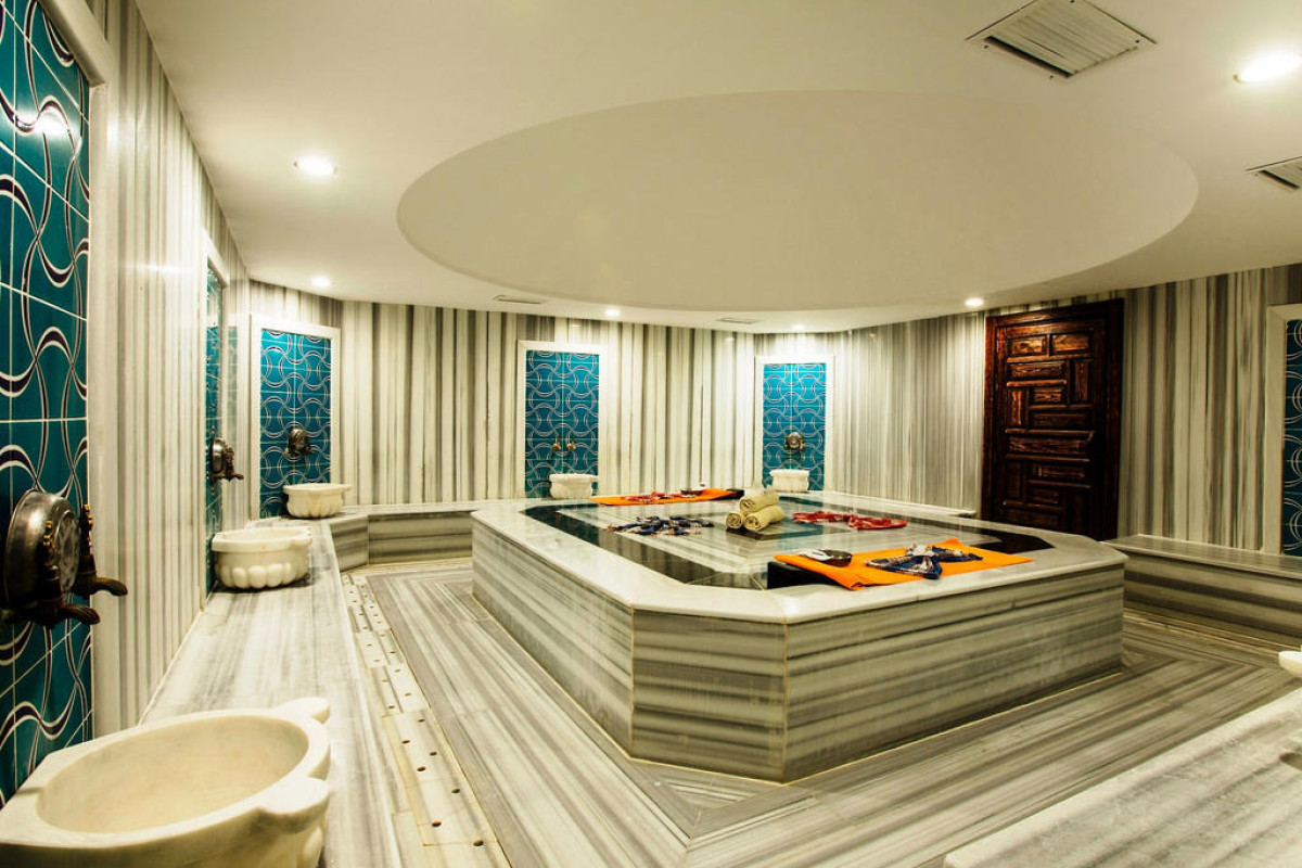 RAMADA RESORT BY WYNDHAM SIDE