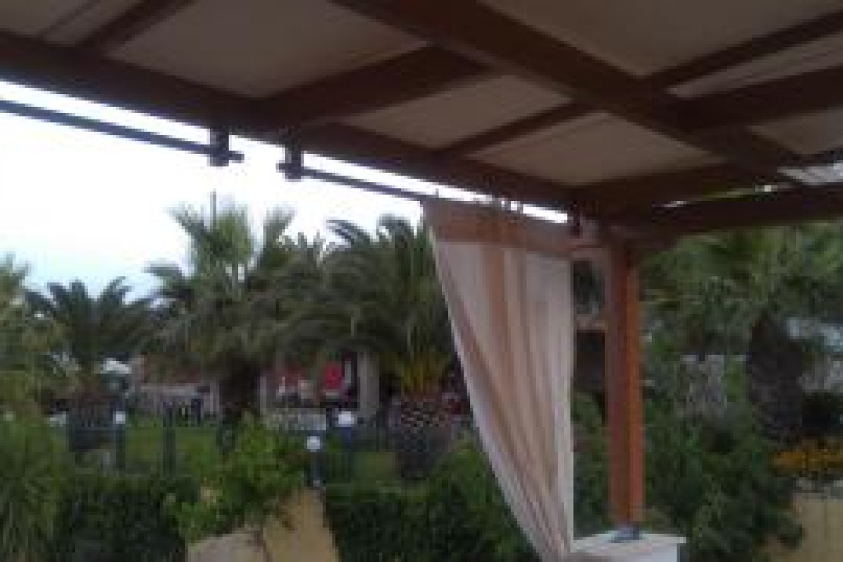Rania Studios and Apartments