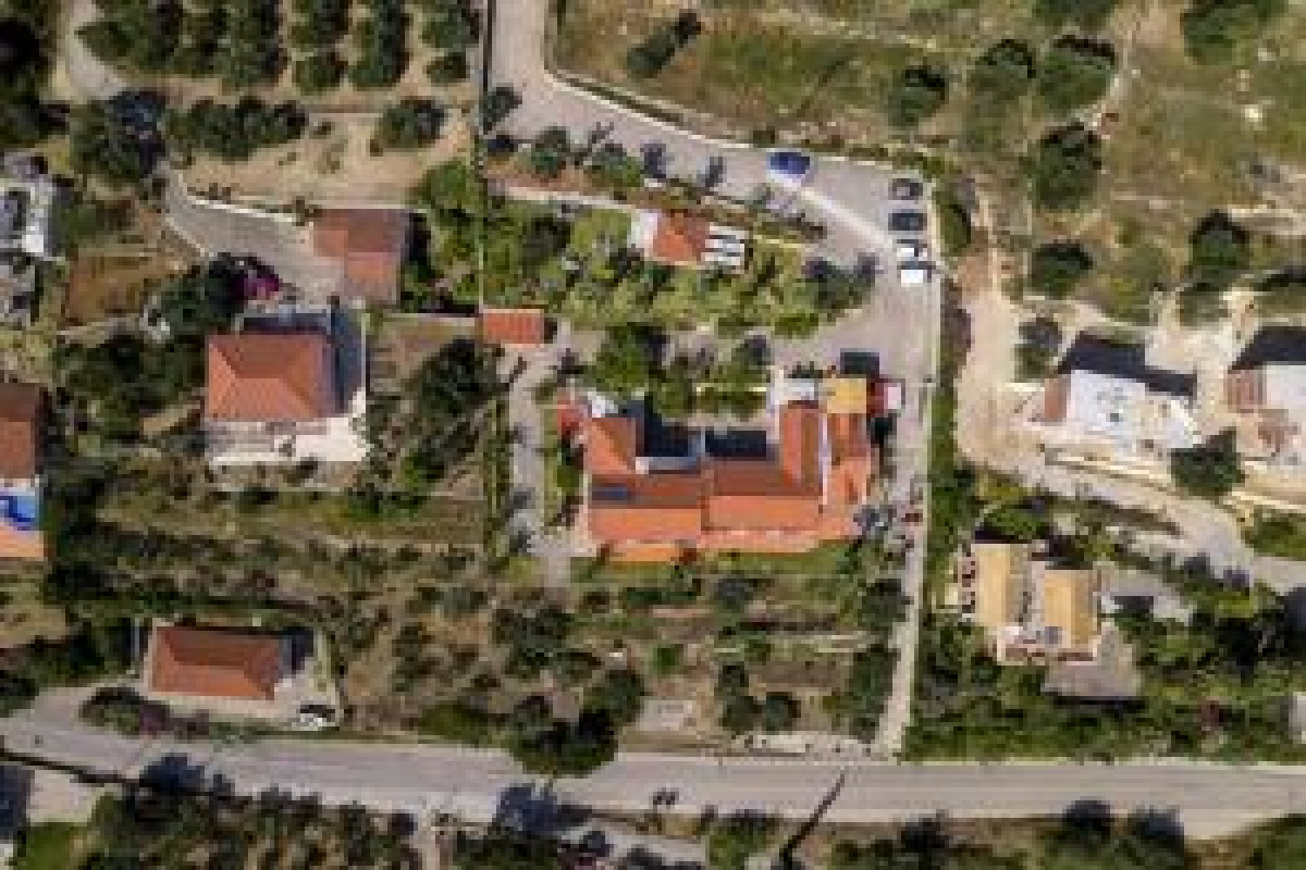 Rania Studios and Apartments
