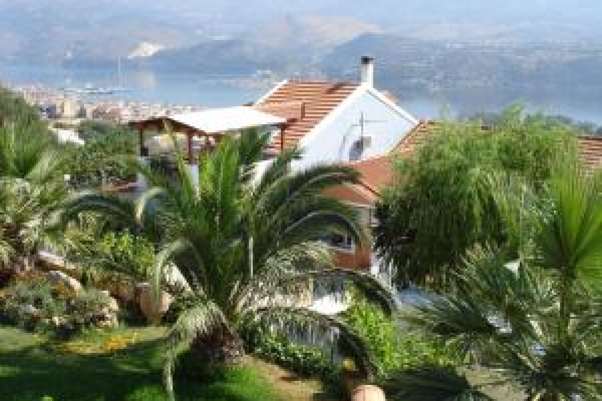Rania Studios and Apartments