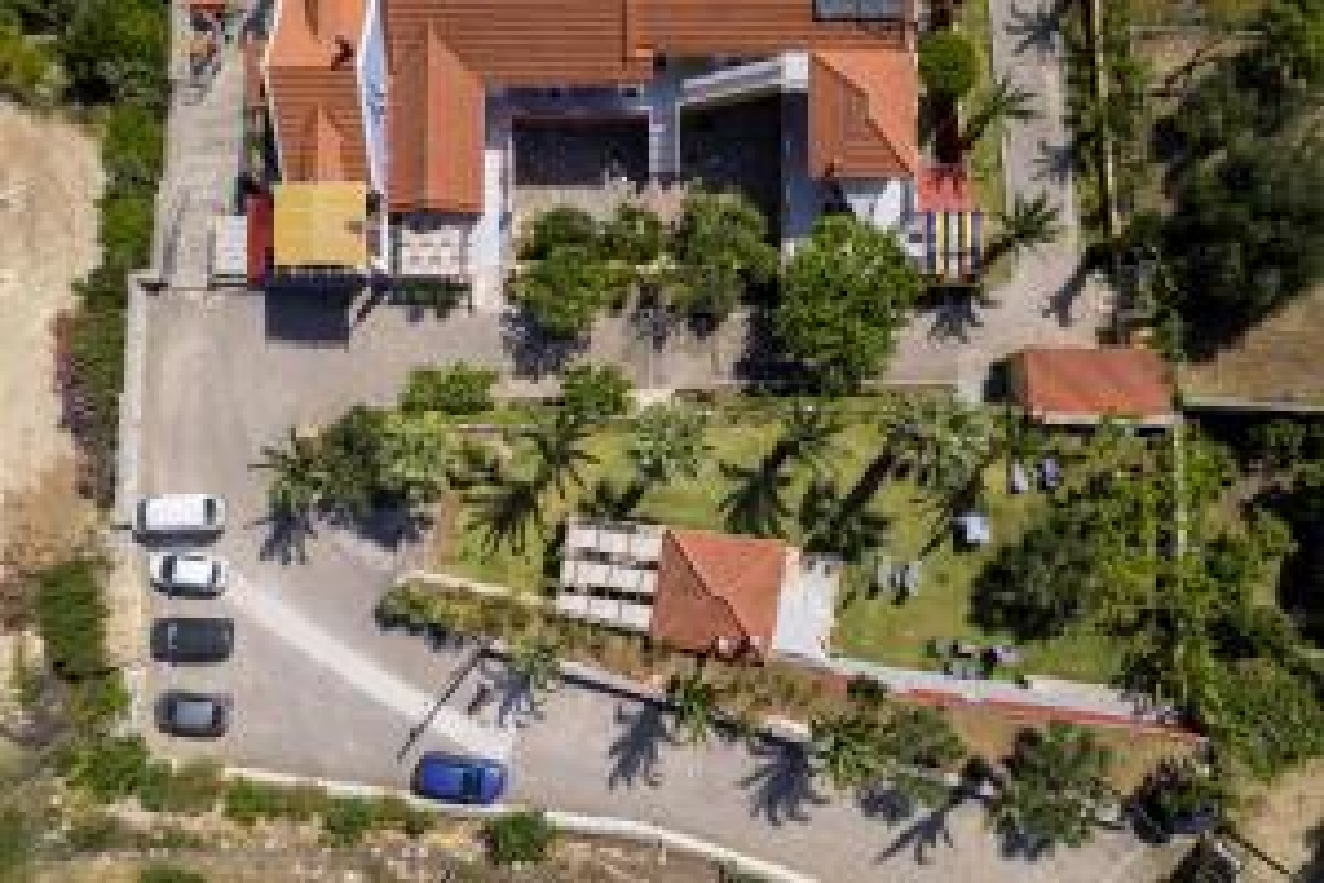 Rania Studios and Apartments