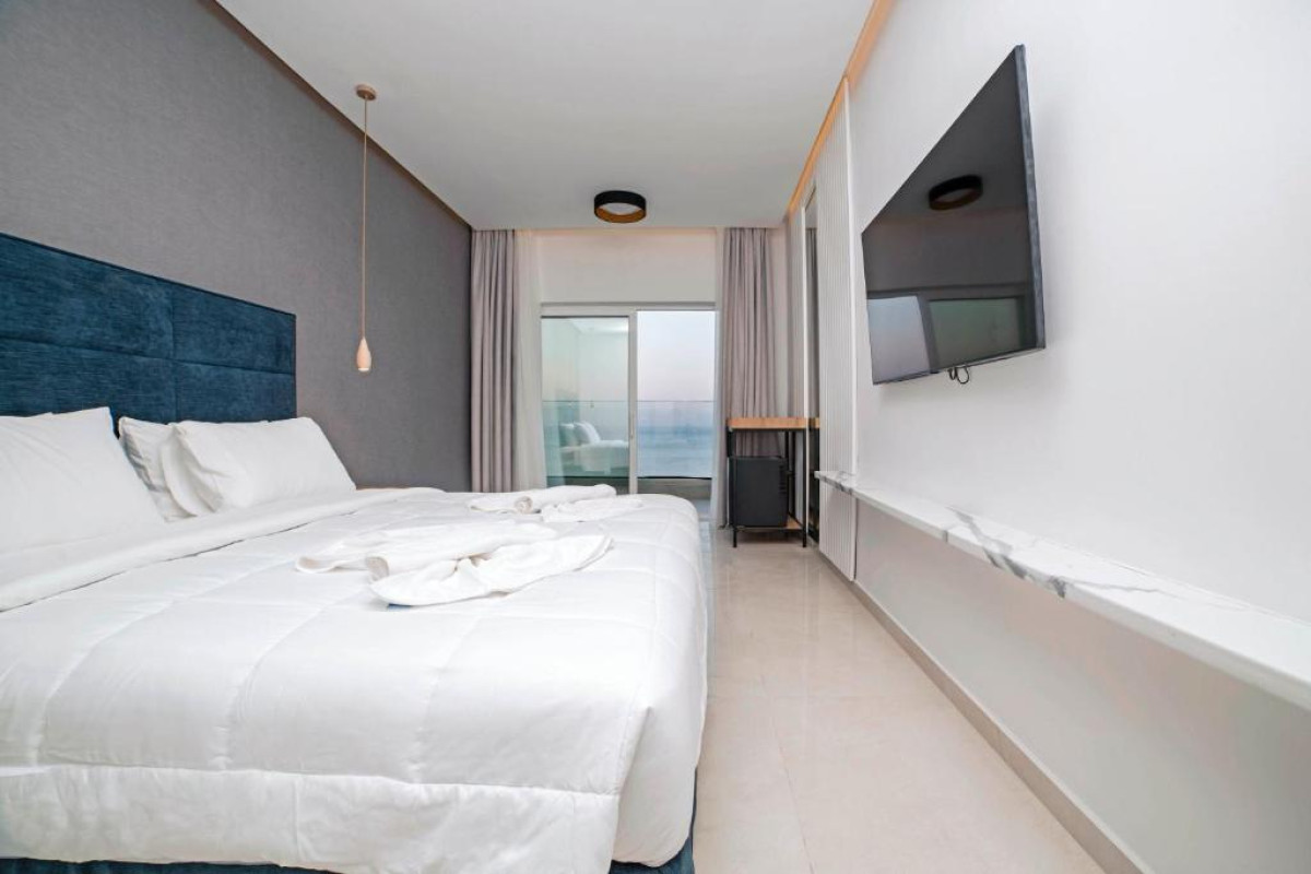 RAY HOTEL CORFU