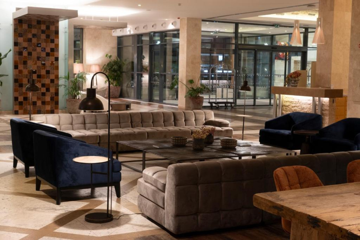 Real Marina Hotel & Spa