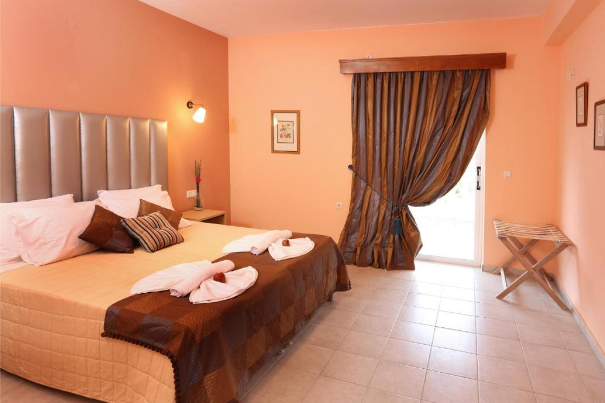 Rebeccas Village Hotel (Corfu)