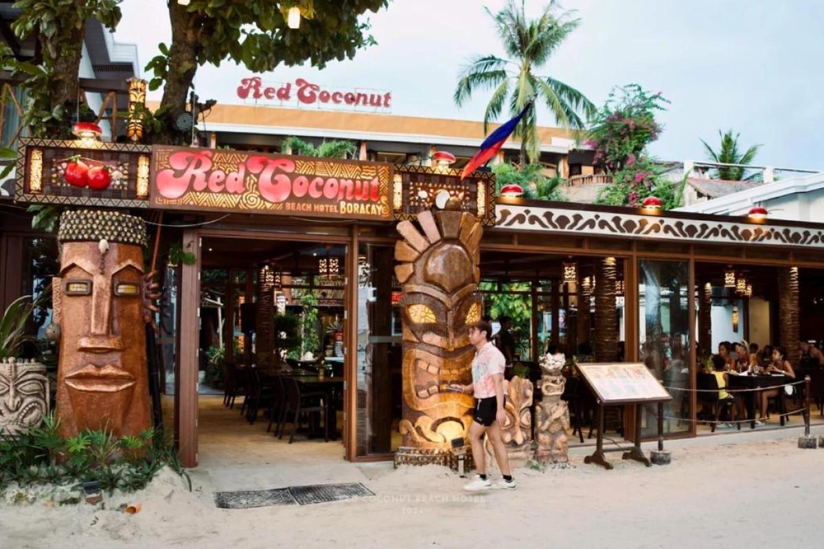 Red Coconut Beach Hotel Boracay