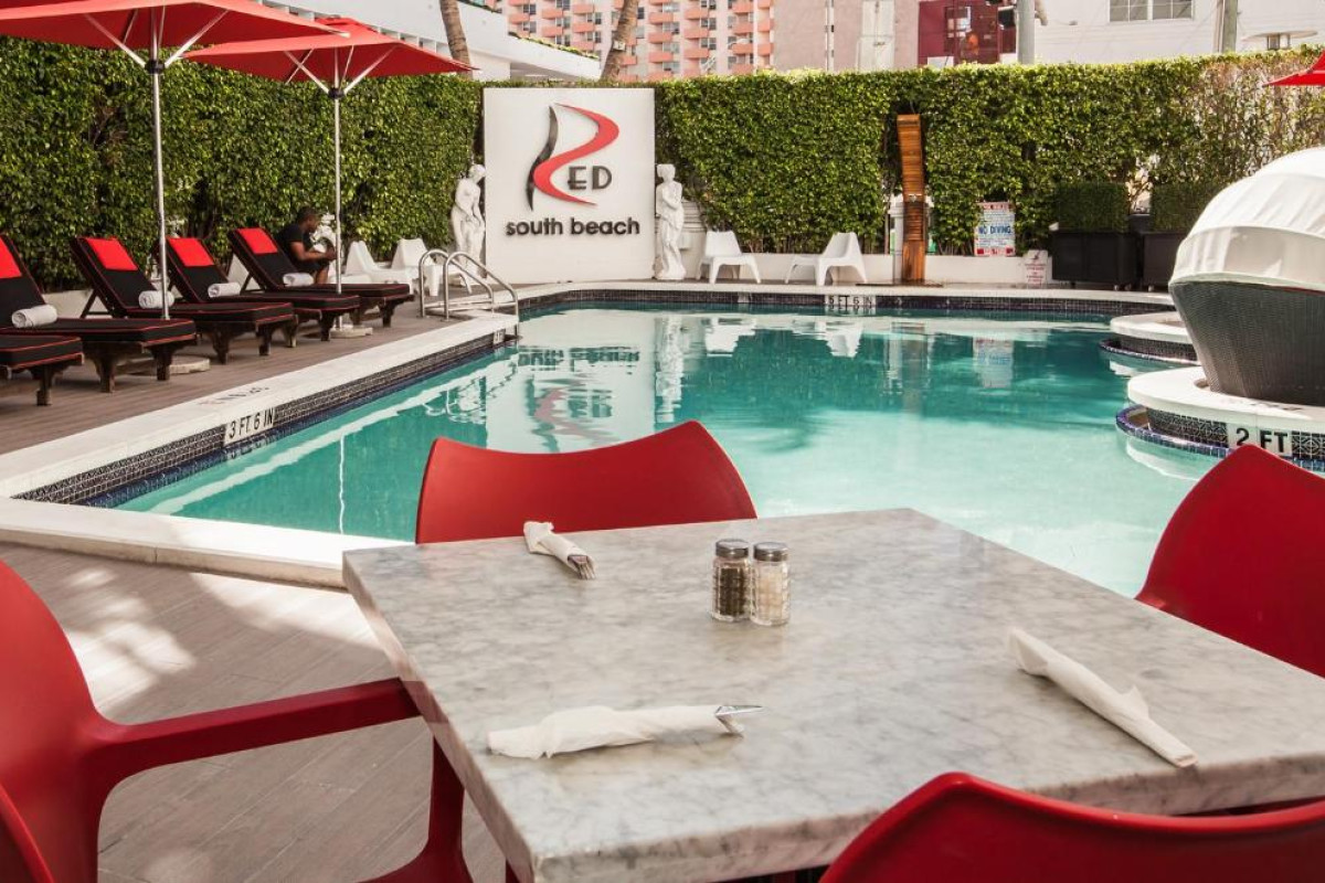 Hotel Red South Beach