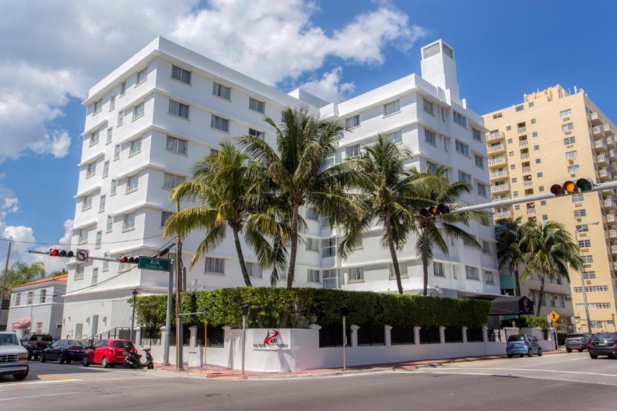 Hotel Red South Beach