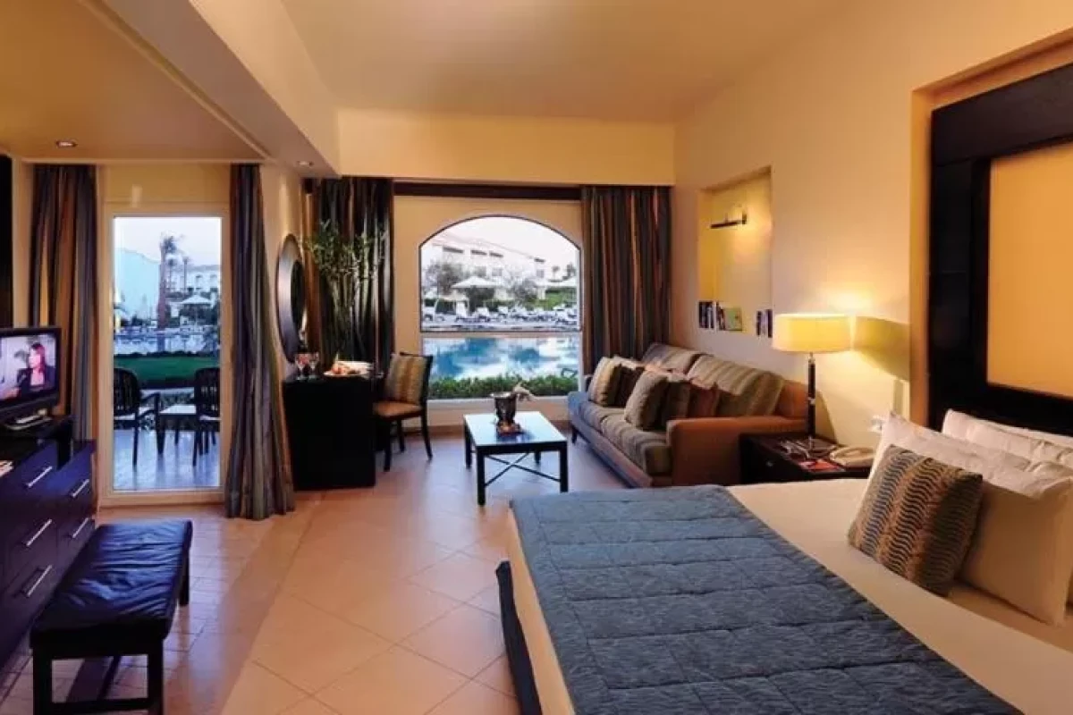 Reef Oasis Blue Bay Resort&Spa