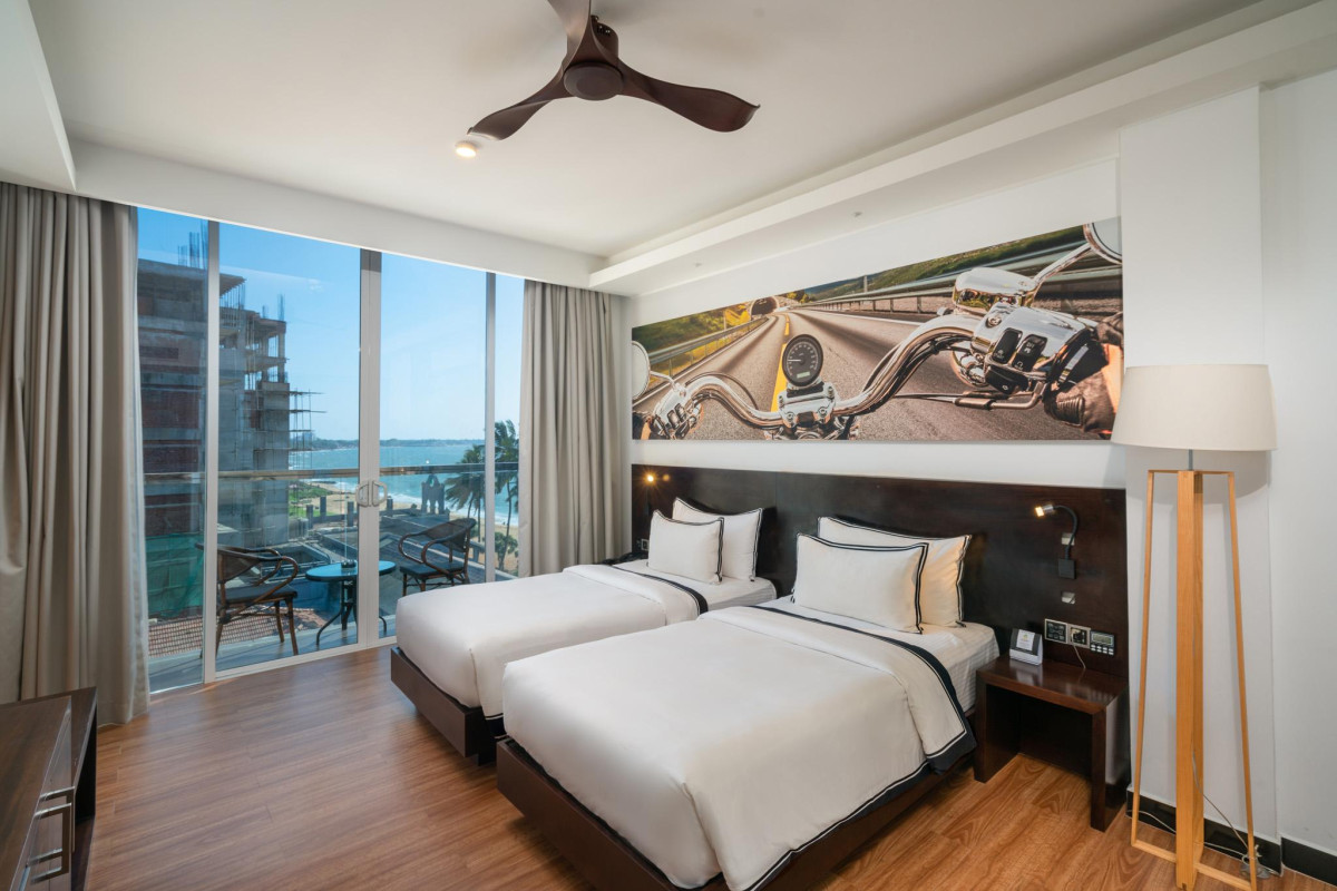 REGAL RESEAU HOTEL & SPA