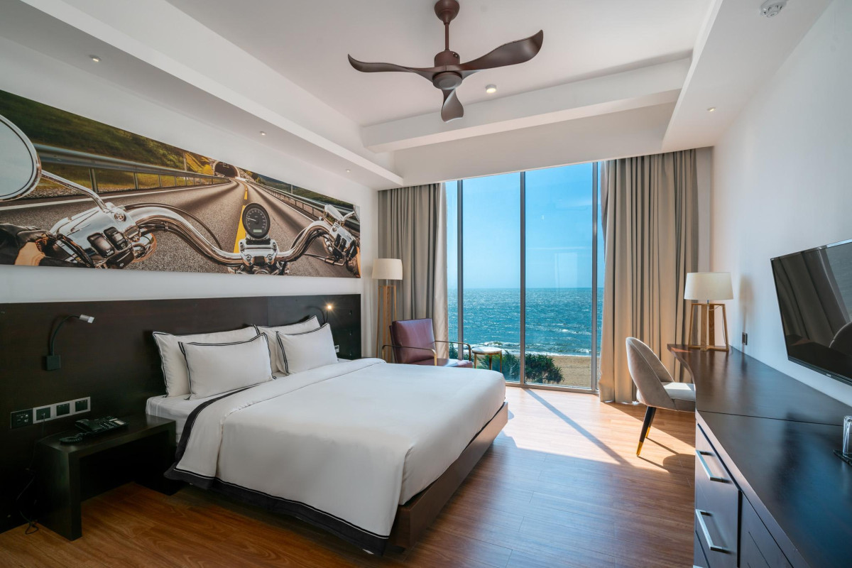 REGAL RESEAU HOTEL & SPA