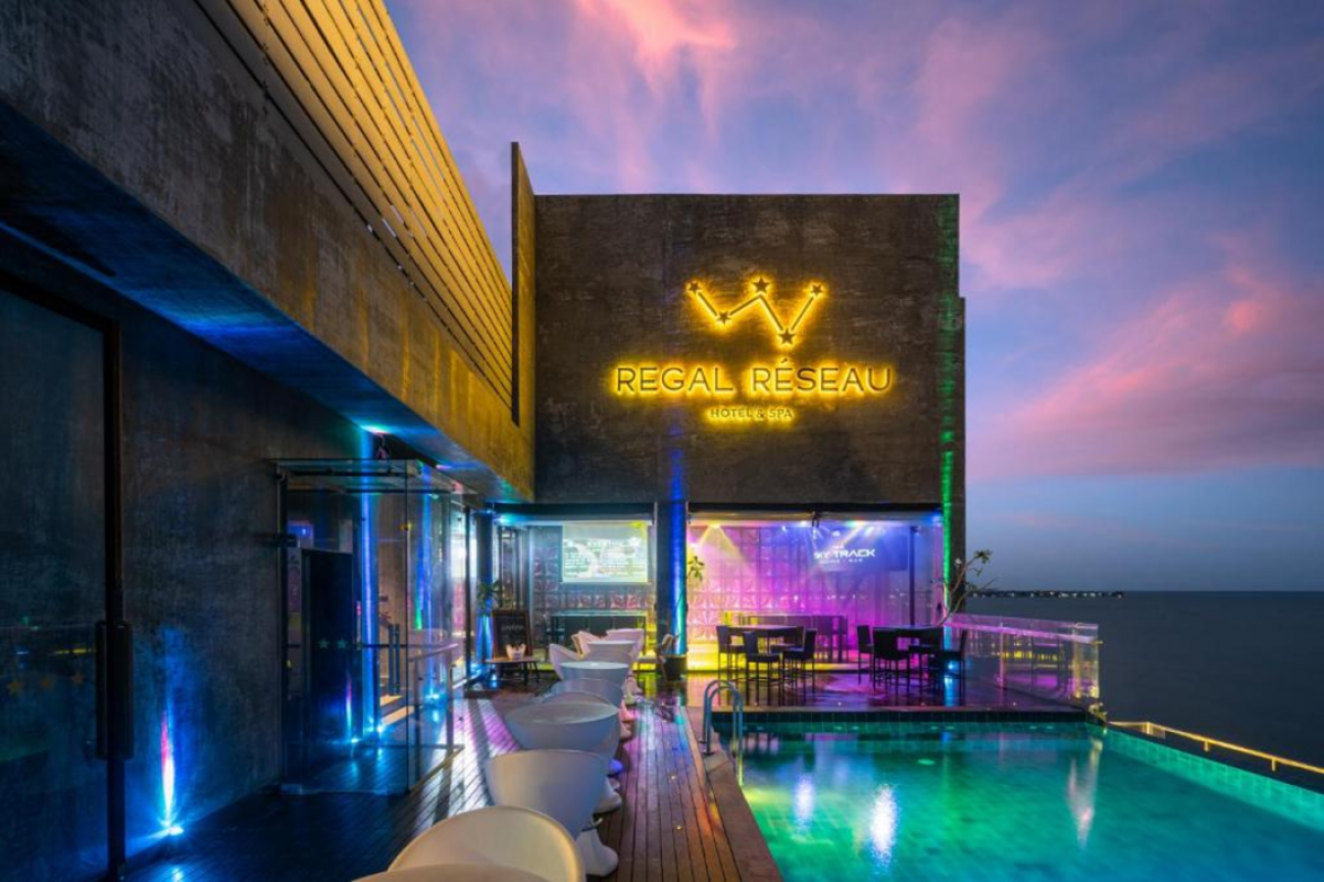 REGAL RESEAU HOTEL & SPA