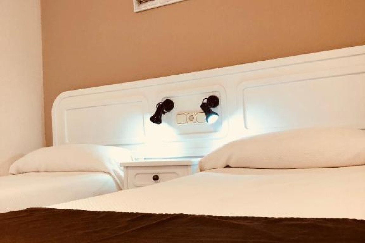 REGENCY TORVISCAS APARTMENTS  SUITES