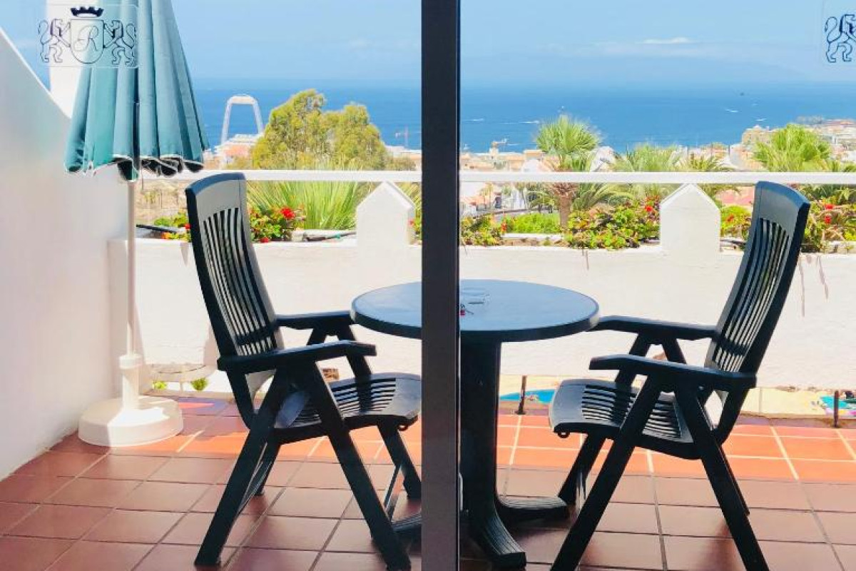 REGENCY TORVISCAS APARTMENTS  SUITES