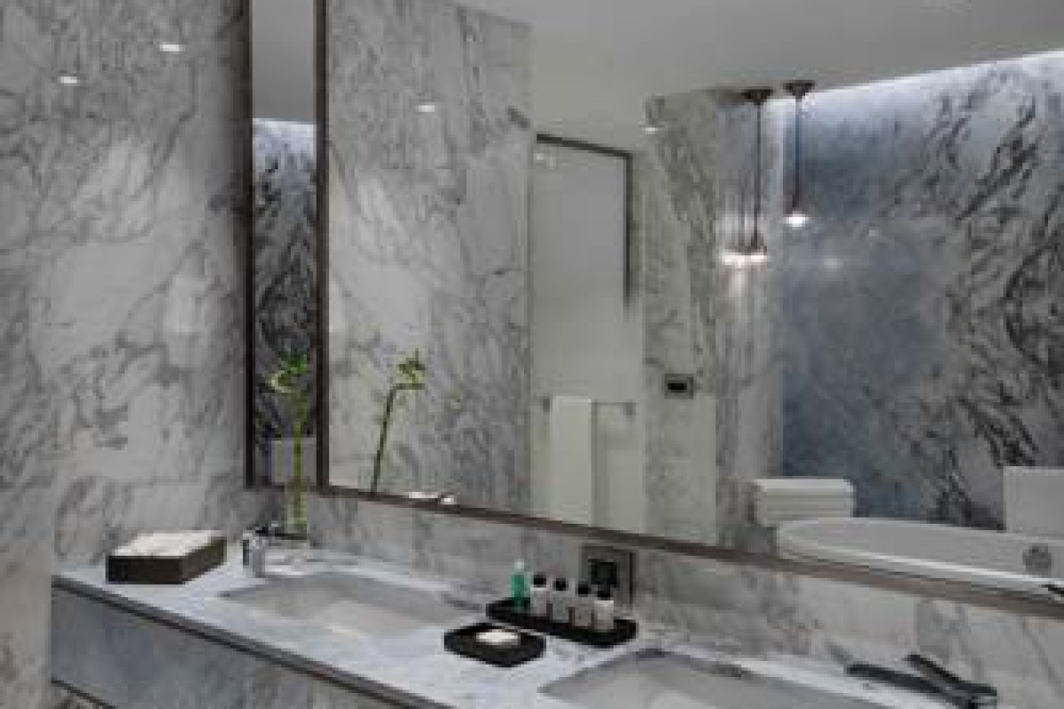 Reges a Luxury Collection and Spa