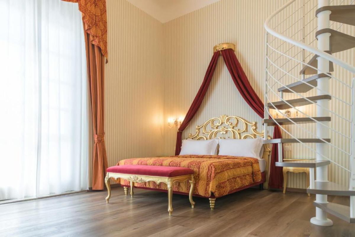 Hotel Regina del Garda Suite