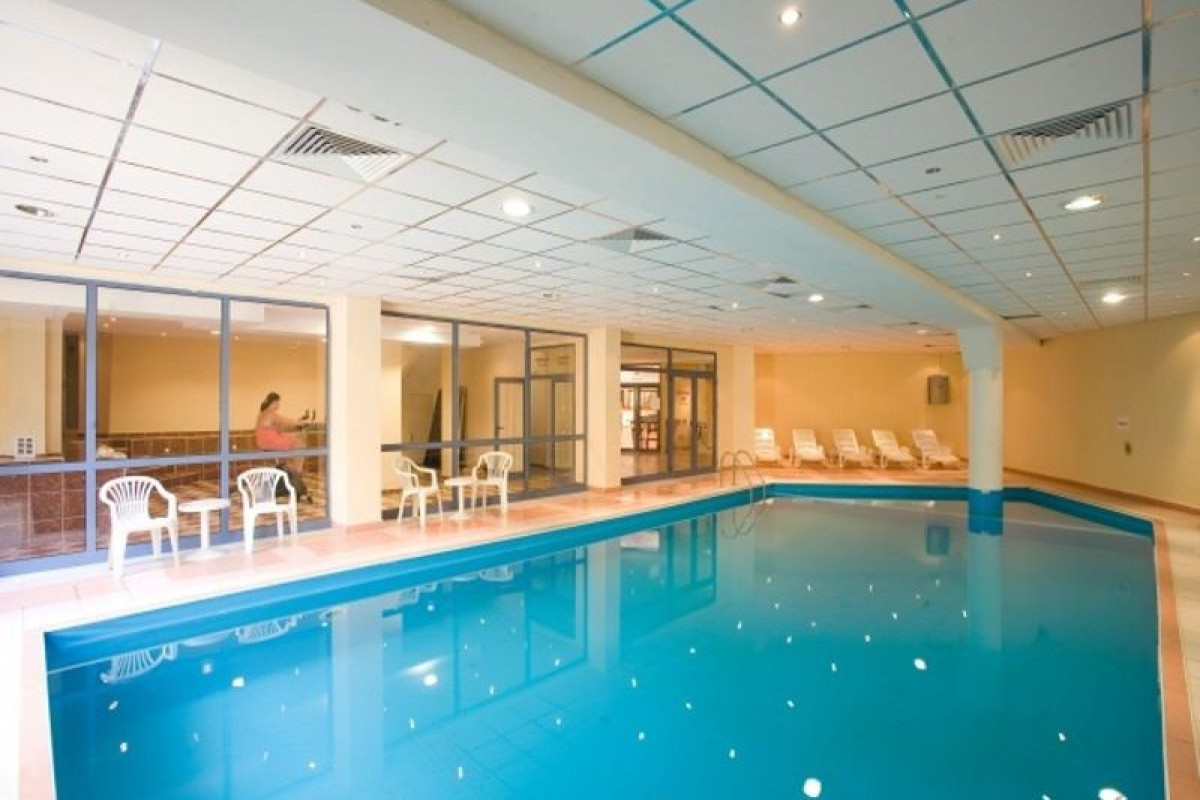 REGINA GOLDEN SANDS