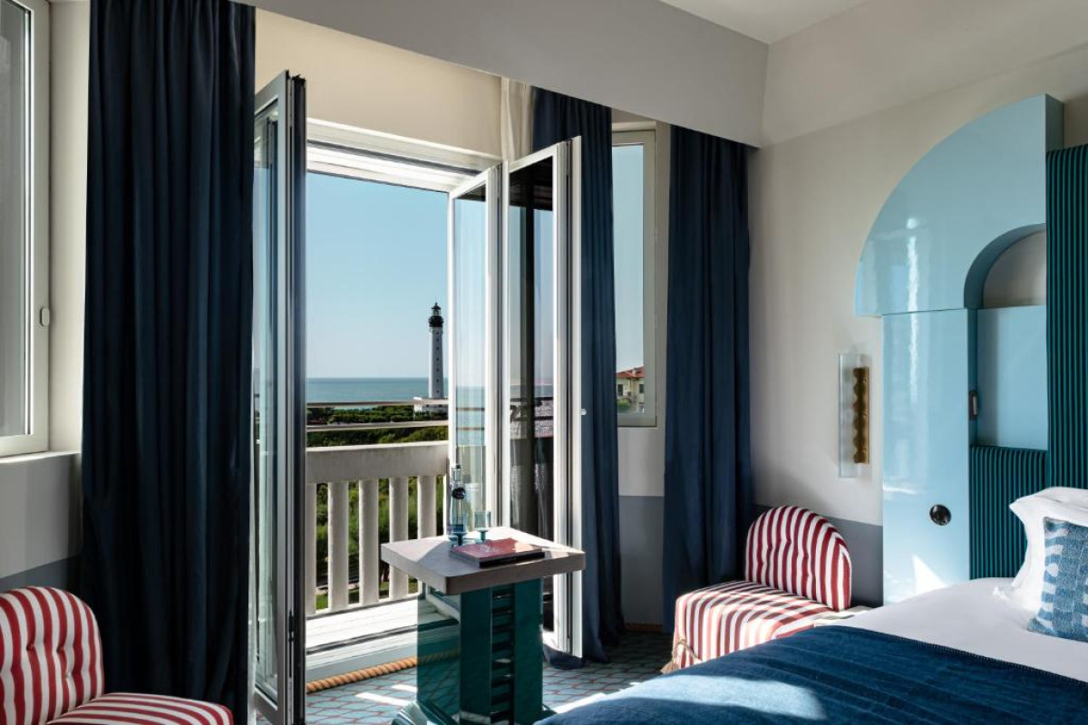 Regina Experimental Biarritz
