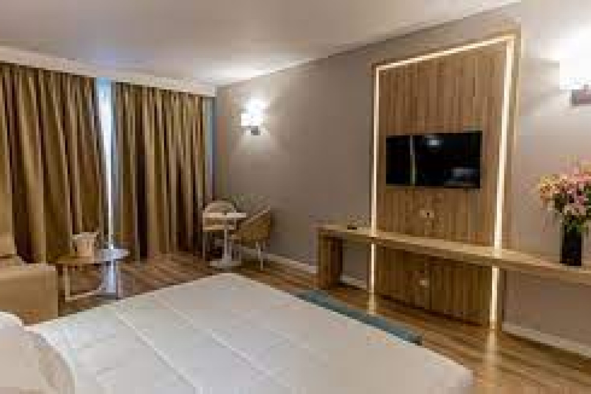 Regina Garden Hotel