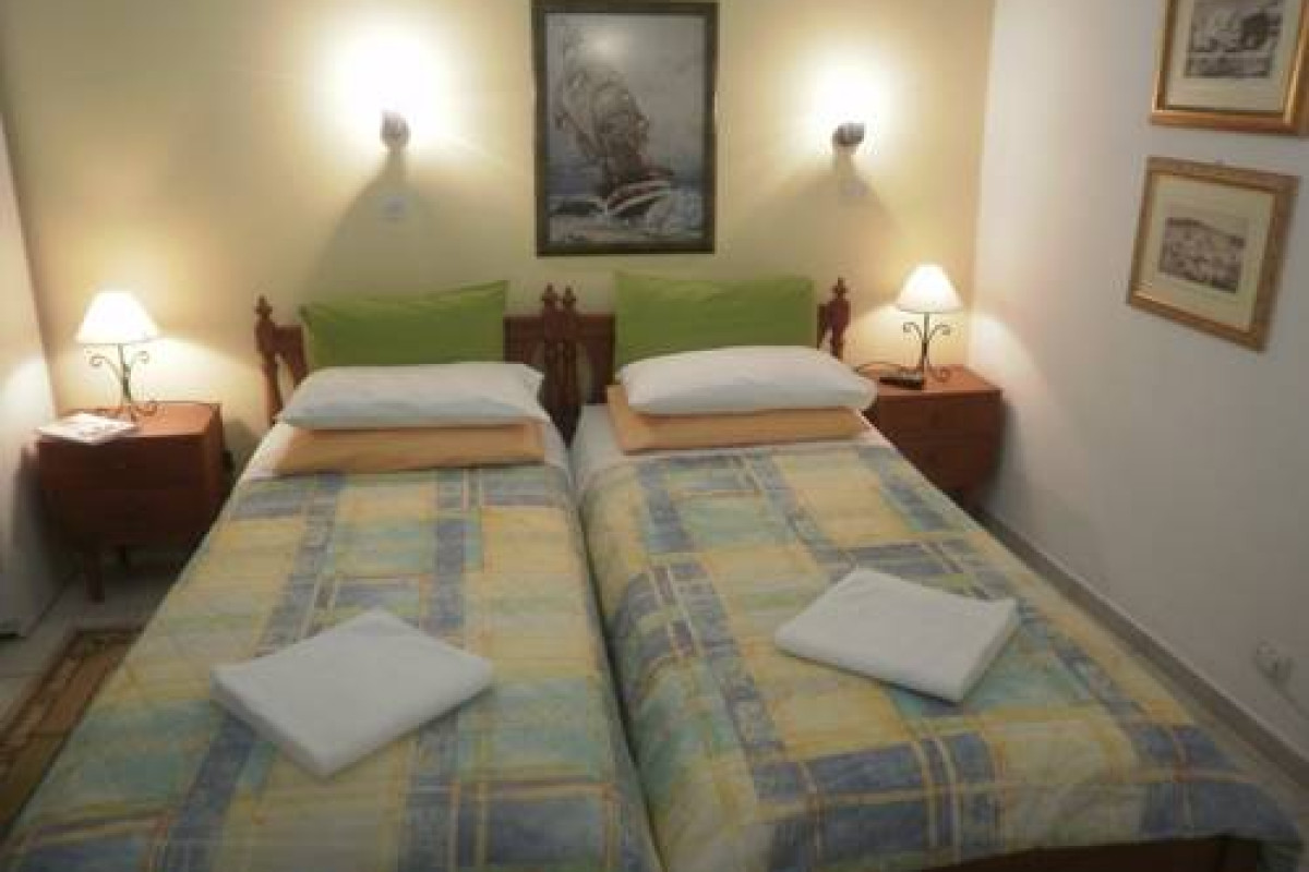 Regina Hotel