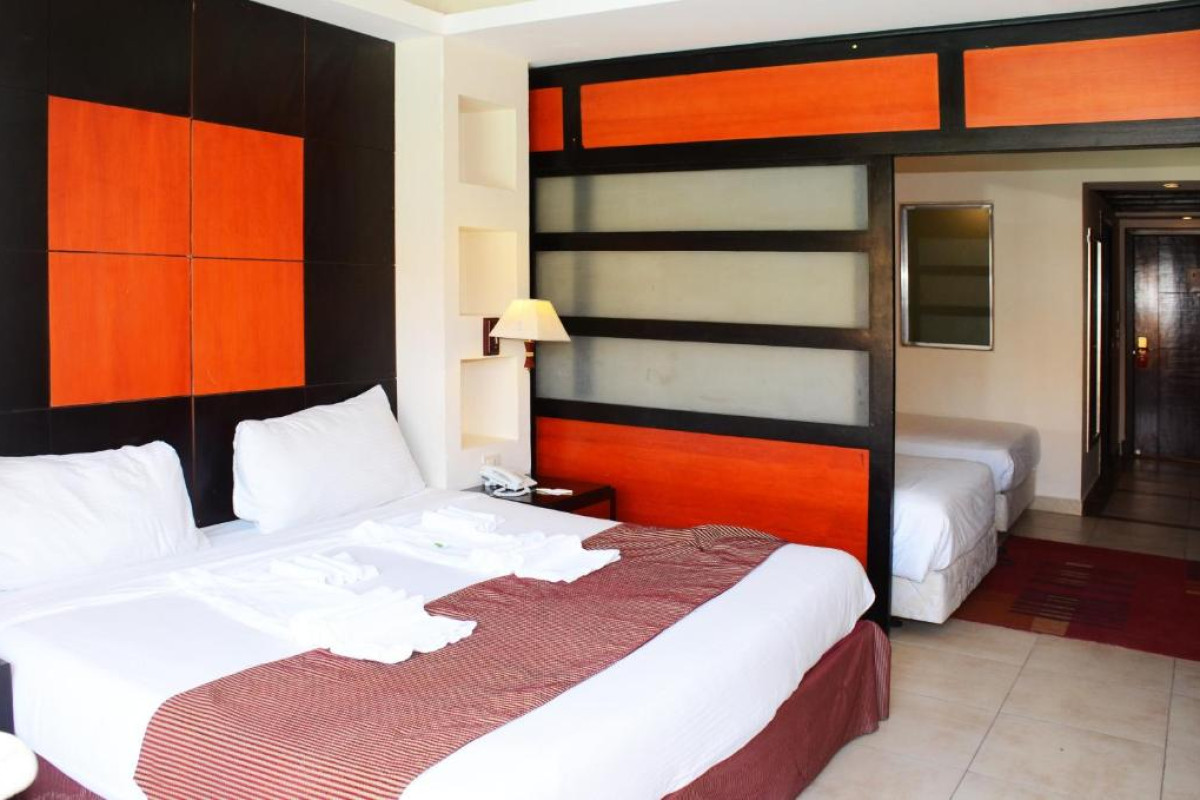 REHANA ROYAL BEACH RESORT (AQUA PARK  SPA)