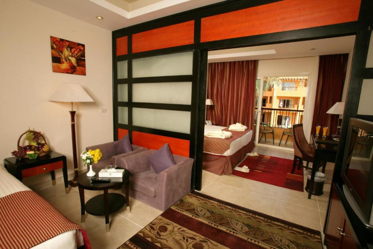 REHANA ROYAL BEACH RESORT (AQUA PARK  SPA)