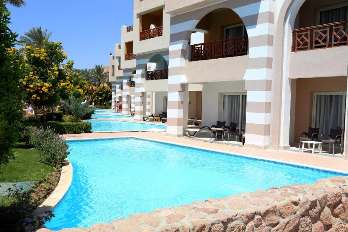 REHANA ROYAL BEACH RESORT (AQUA PARK  SPA)