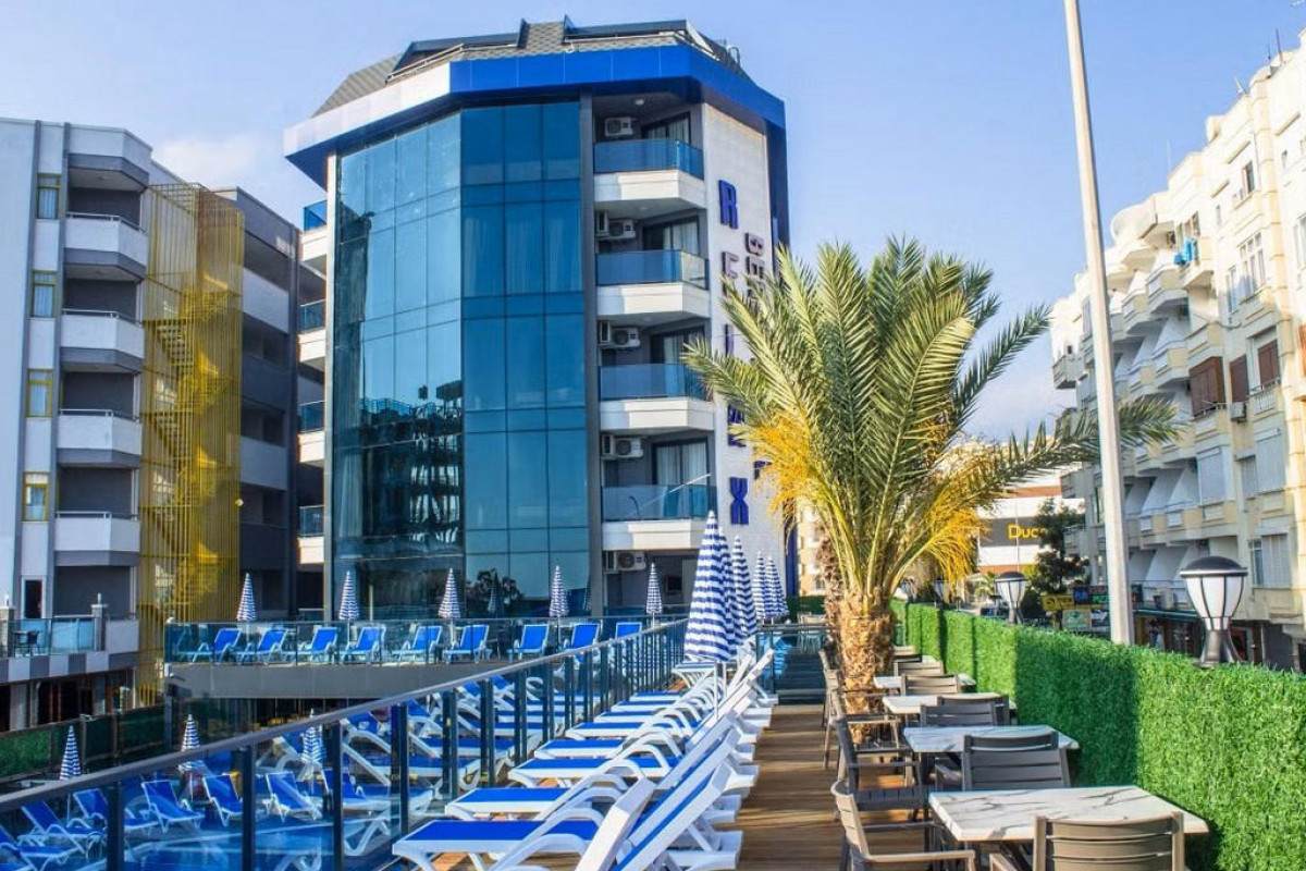 Relax Beach Hotel
