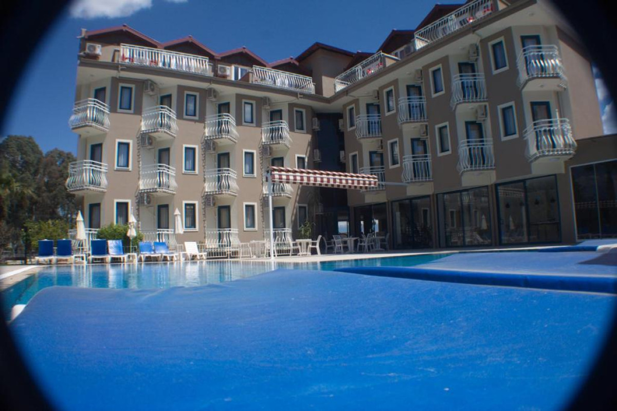 REMER HOTEL