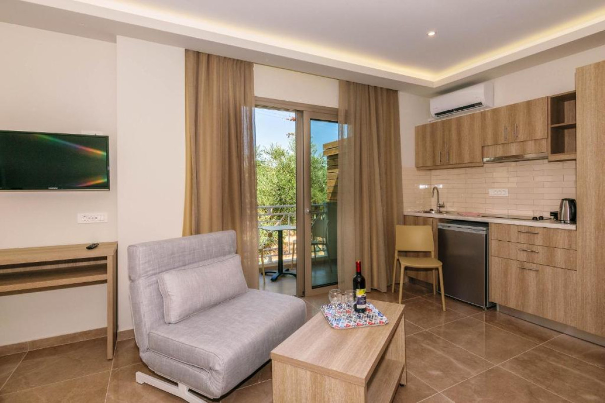 Remezzo Studios & Apartments