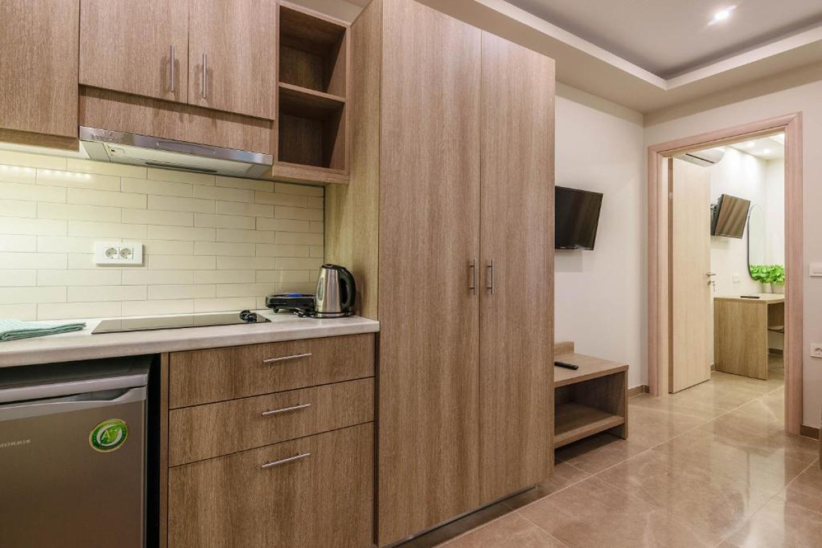 Remezzo Studios & Apartments