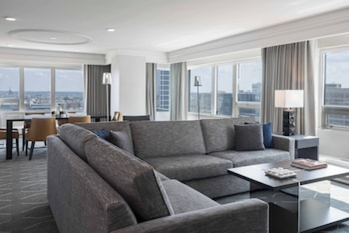 RENAISSANCE BALTIMORE HARBORPLACE
