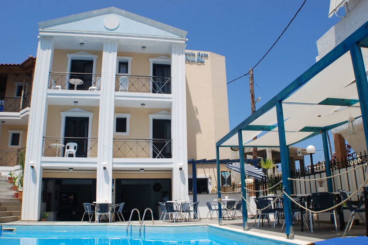 Renia Hotel