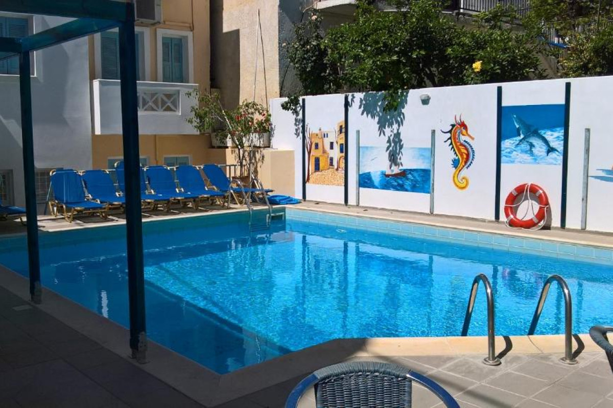 Renia Studios