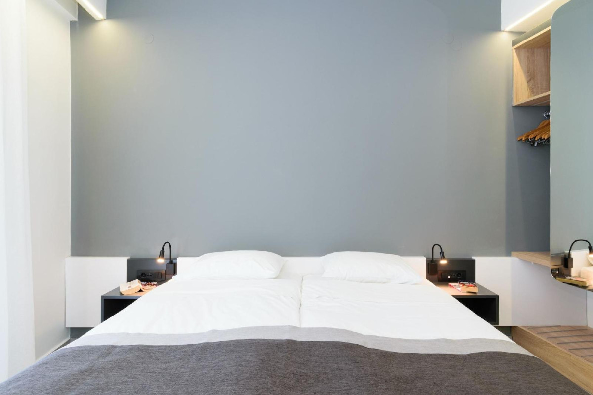 Renieris Hotel