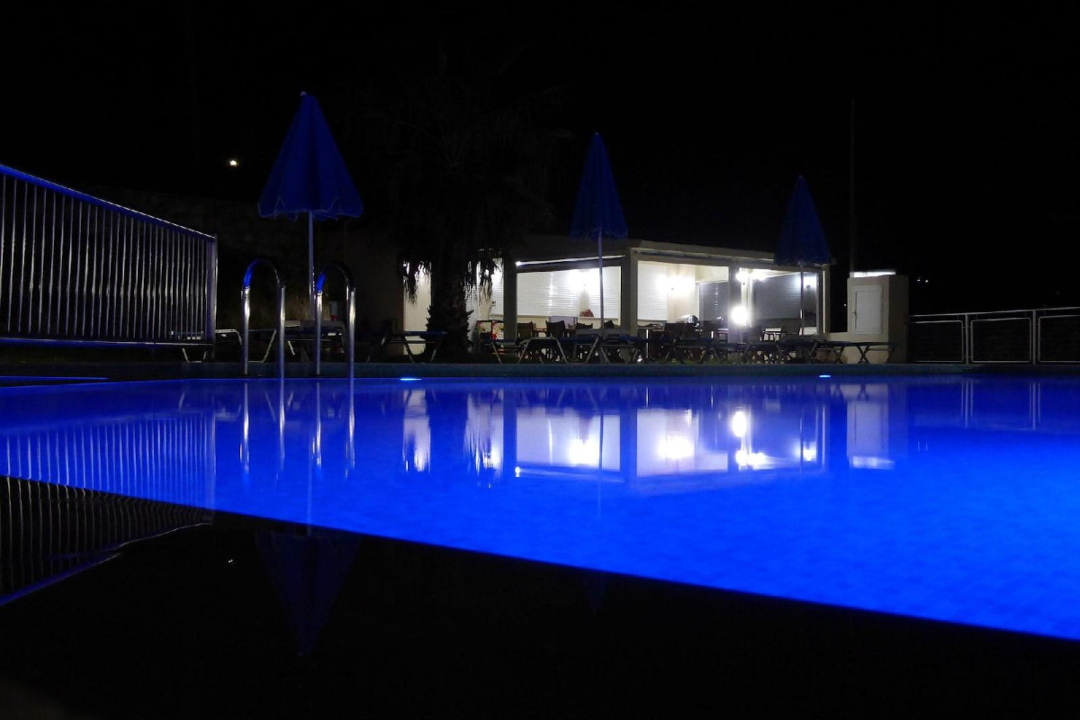 Renieris Hotel
